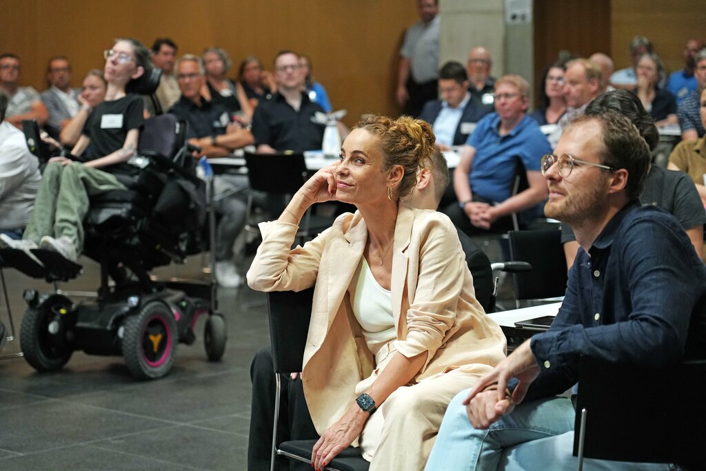 © Land Tirol/Neuner - LRin Pawlata bei der Veranstaltung des Tiroler Monitoringausschusses.