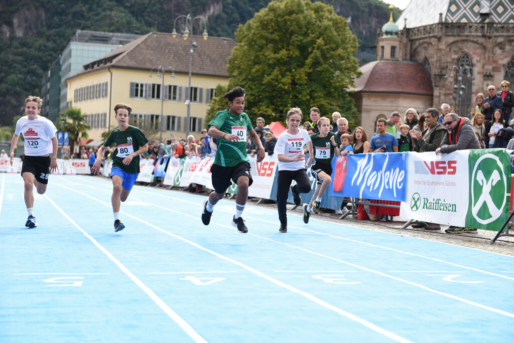 © VSS/Peter Grund - Das Finale des „EuregioSprintChampion“ mit den besten jungen AthletInnen fand am 5. Oktober 2024 in Bozen statt.